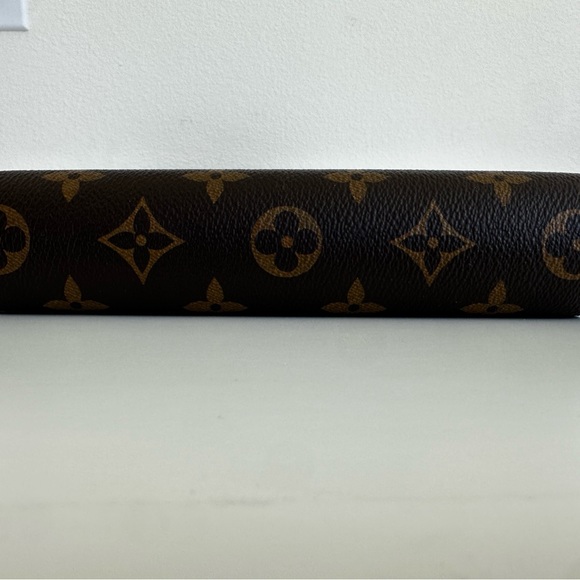 Louis Vuitton Agenda MM - Picture 6 of 8